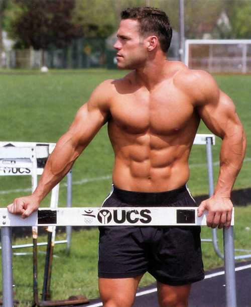 Hot Crossfit Guys and the Gloves They Wear