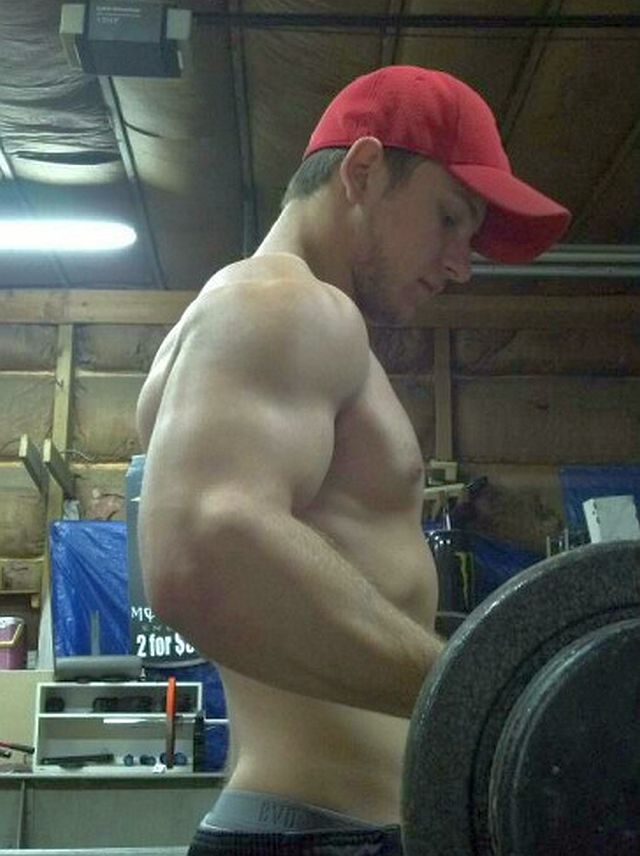 Hot Crossfit Guy