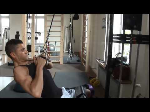 Close Grip Lat PullDown