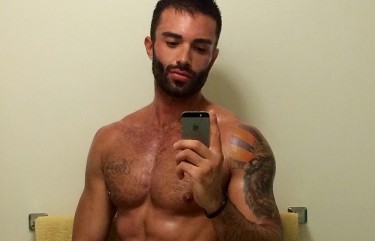 How To Do V Ups Exercise For Abs