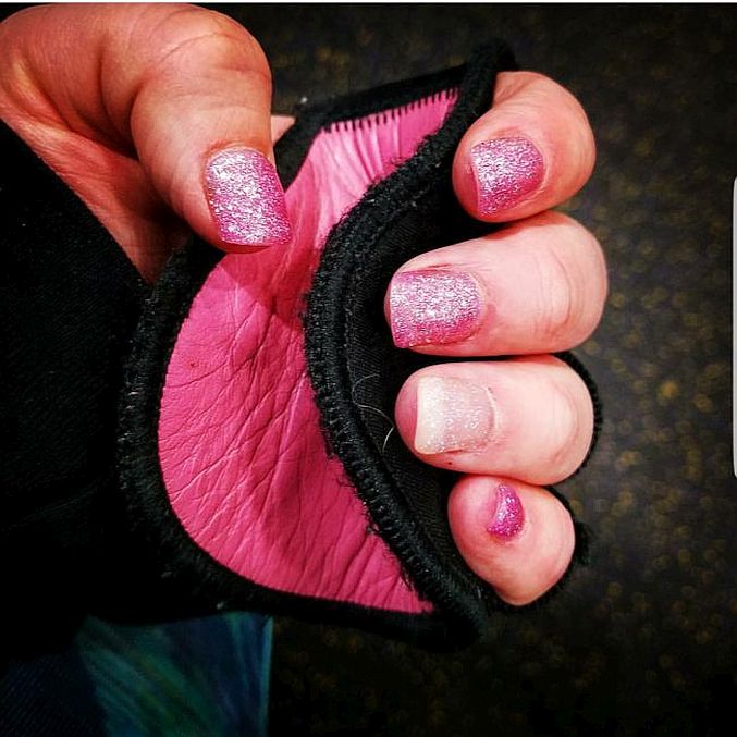 Fingerless Workout Glove in Pink